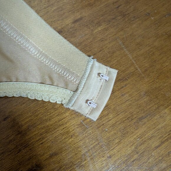 Prima Donna Satin Women’s Non-Padded Full Cup Seamless Tan Cognac 36DDD Bra - Picture 7 of 8